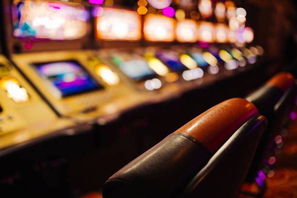 lukisanslot live casino interface with blackjack, roulette, and Dragon Tiger tables